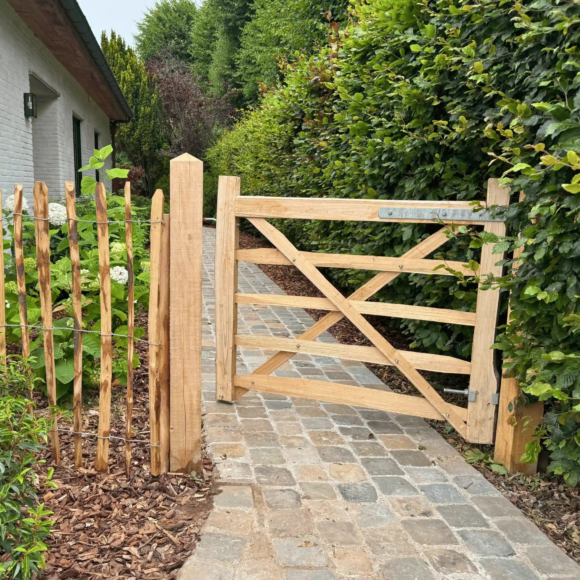 Cleft & Field Poorten - Natuurhout