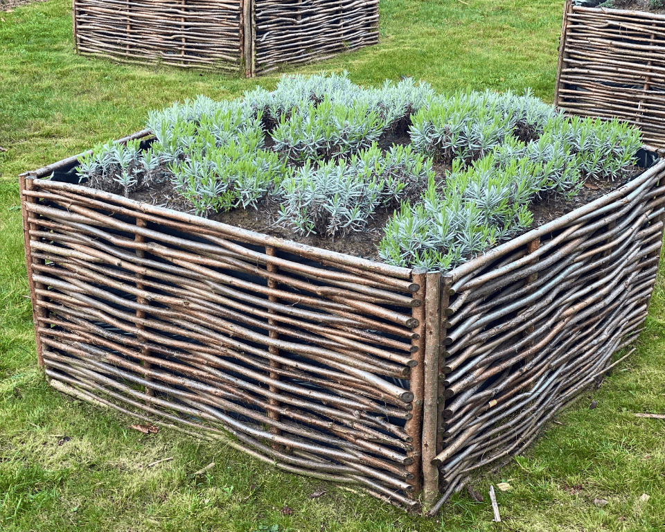 Tuinbakken Hazelaar - Natuurhout